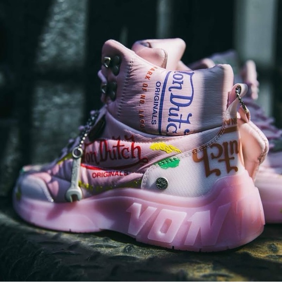 Von Dutch PINK PUFFER All Over Logo Print SHOE/Boot | NEW/NIB w/ Dust Bag!!🩷🩷 - Picture 6 of 16